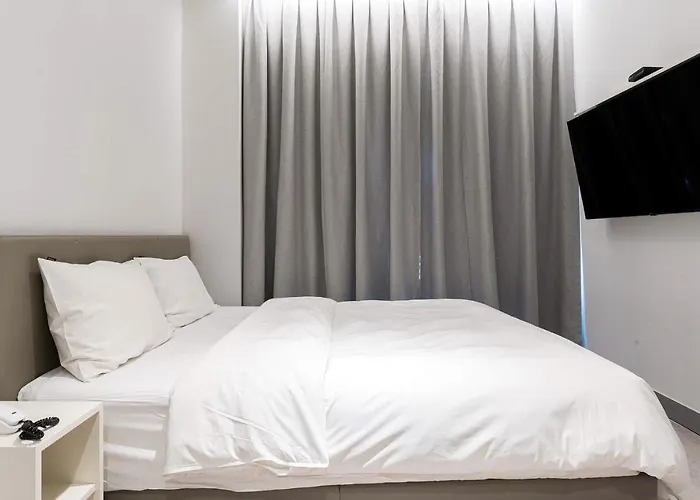 H Avenue Idae Shinchon Hotel