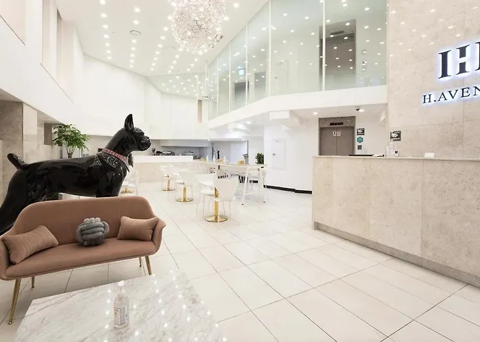 H Avenue Idae Shinchon Hotel