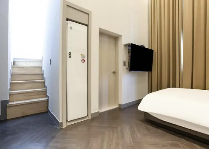 H Avenue Idae Shinchon 3* Seul