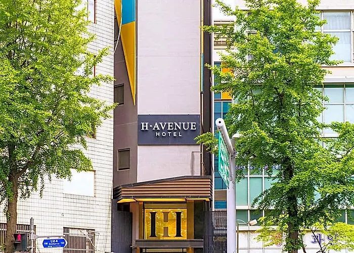 Hotel H Avenue Idae Shinchon
