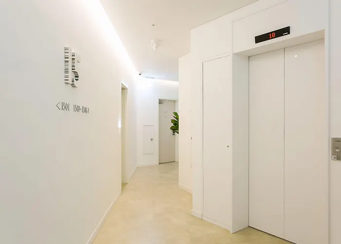 H Avenue Idae Shinchon Hotel Seoul